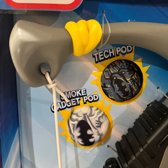 LITTLE TIKES Batman Bow Blaster - DC Active Play Toy Blasters for kids. NEW - Picture 9 of 10